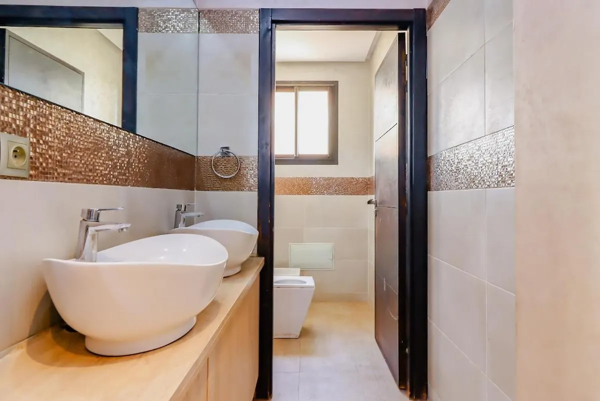Villa 5 Ch Piscine Wiffi A 7 Min Du Centre Ville Marrakech Marrakesh